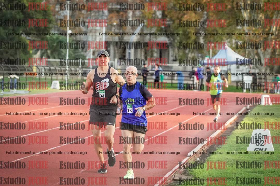 Fotos de los 3000 m llanos de varones