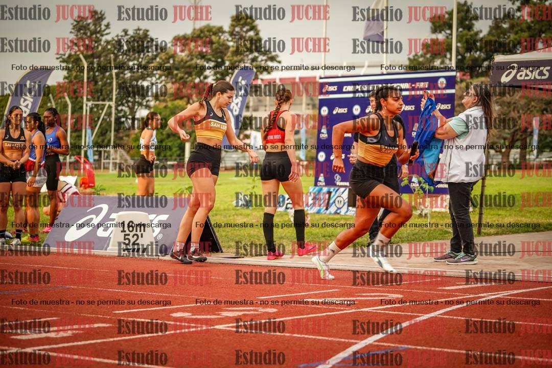 Fotos de las postas 4x400 m llanos de mujeres