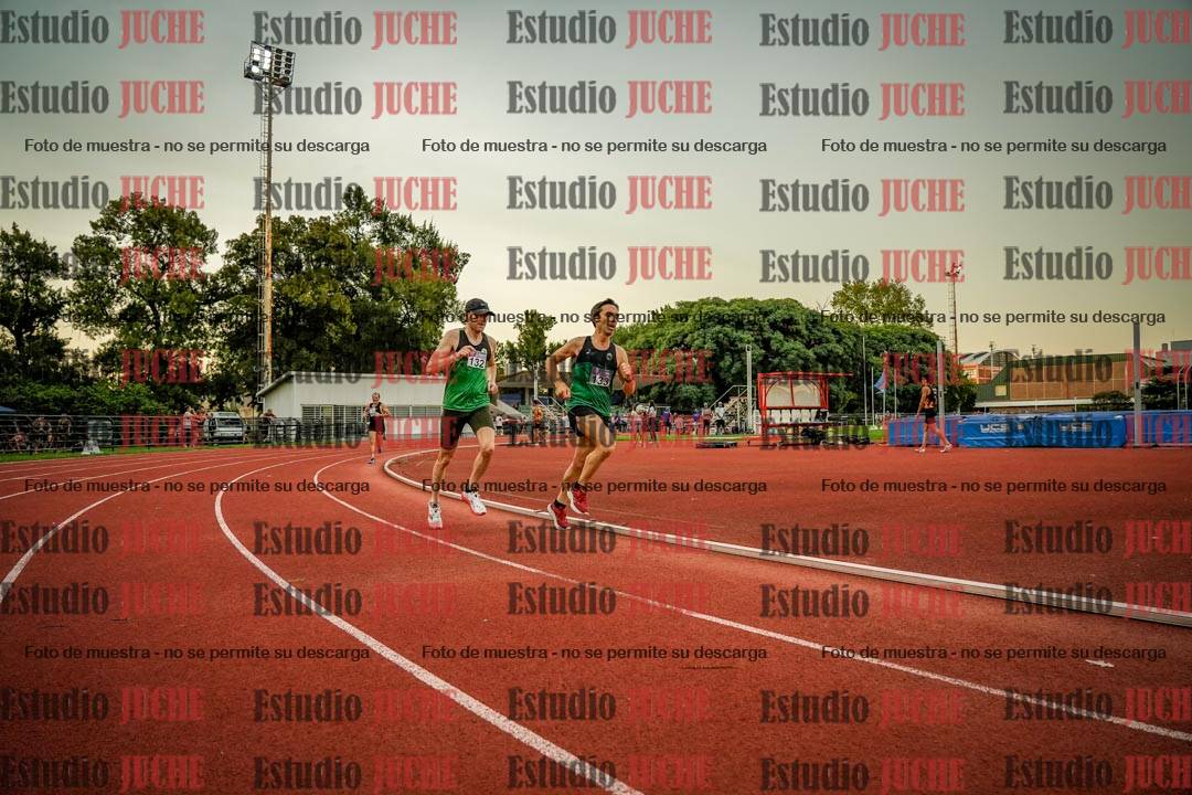 Fotos de los 1500 m llanos de varones