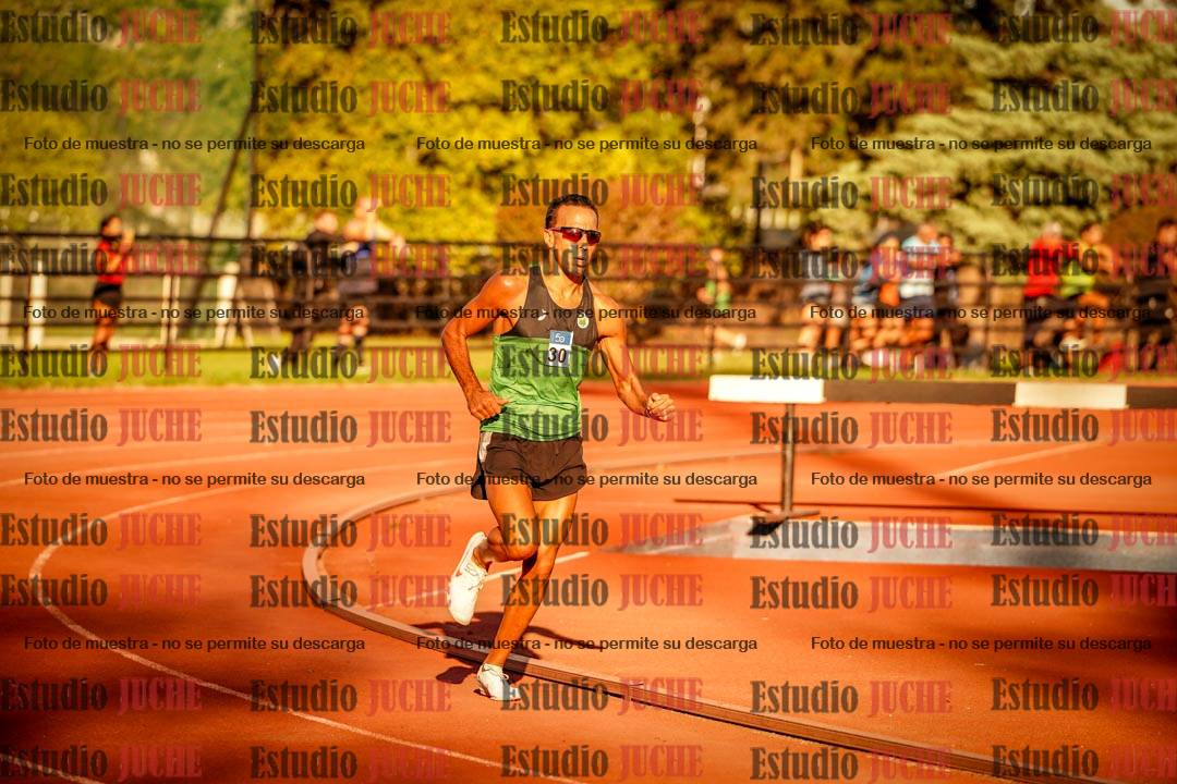 Fotos de los 3000 m llanos de varones