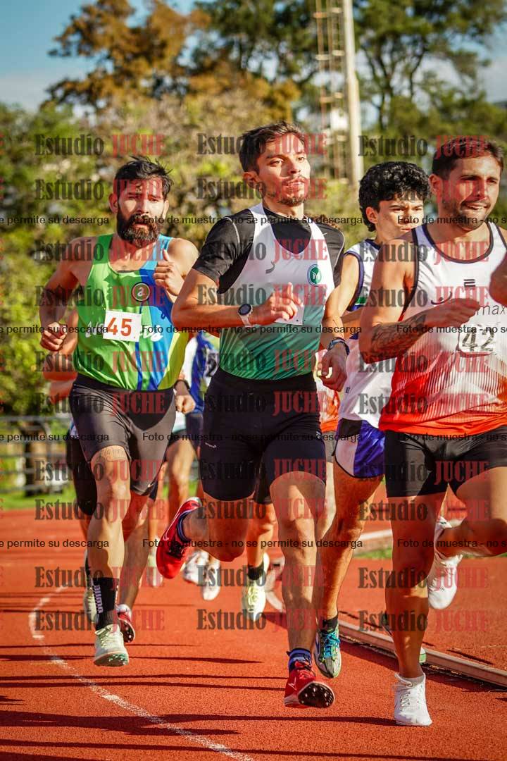 Fotos de los 1500 m llanos de varones