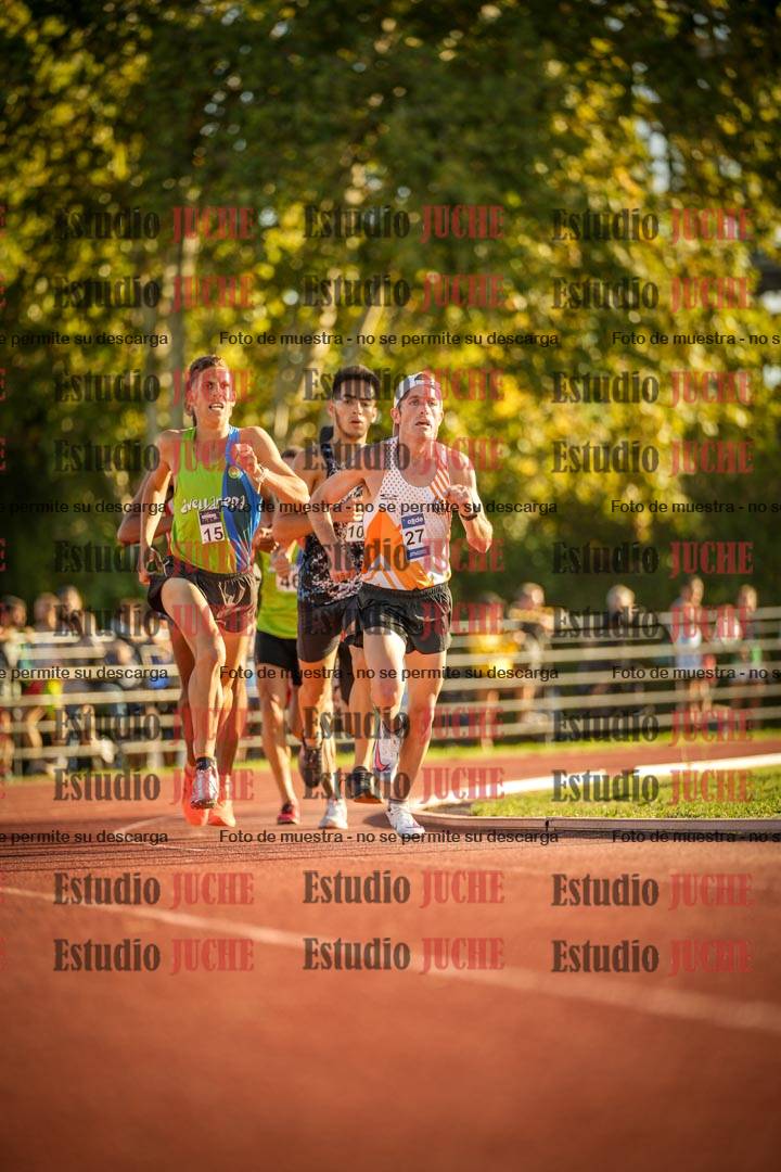 Fotos de los 3000 m llanos de varones