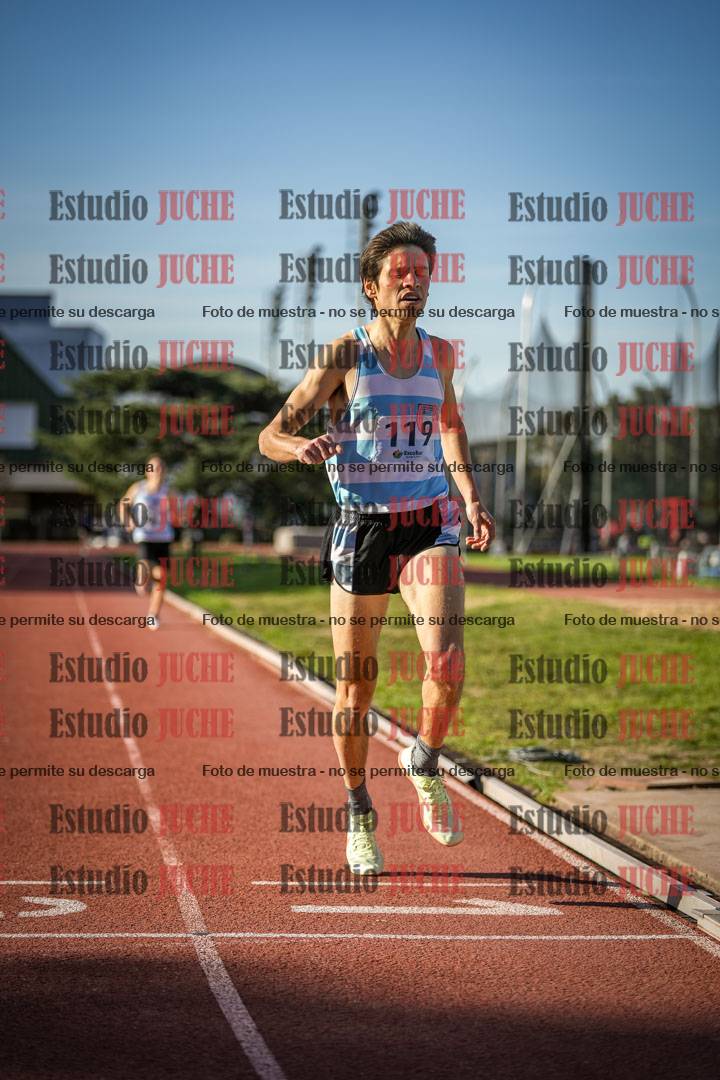 Fotos de los 3000 m llanos de varones