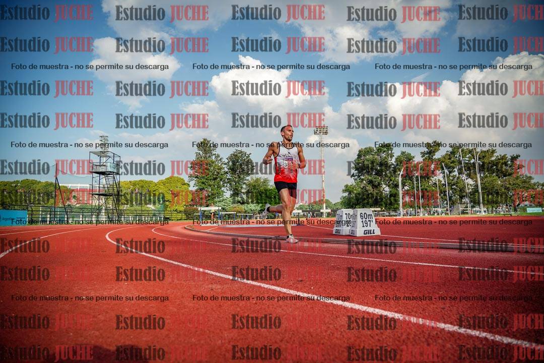 Fotos de los 3000 m llanos de varones