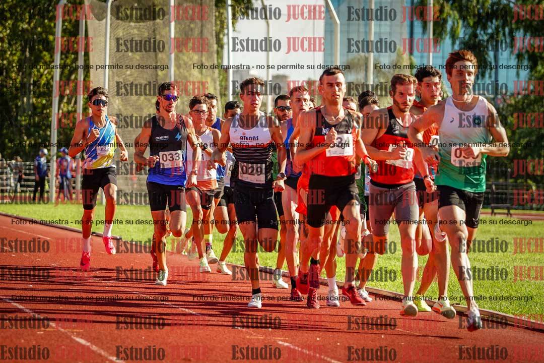 Fotos de los 1500 m llanos de varones