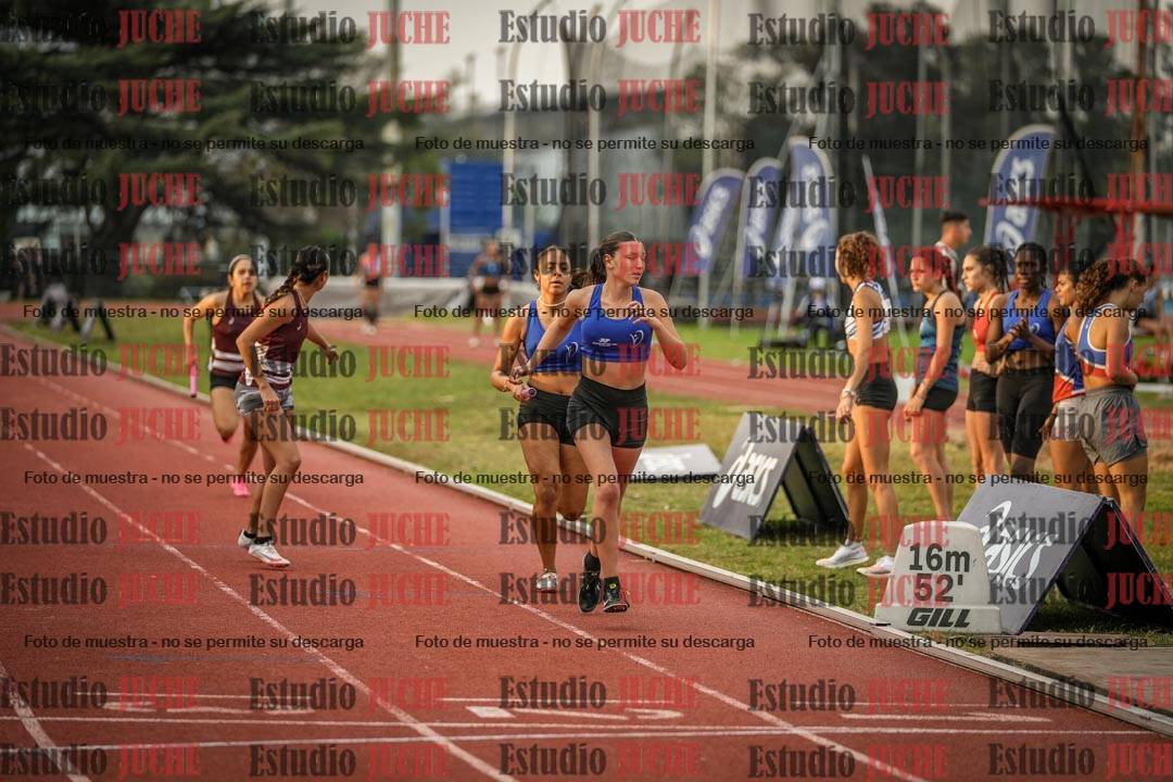 Fotos de las postas 4x400 m llanos de mujeres