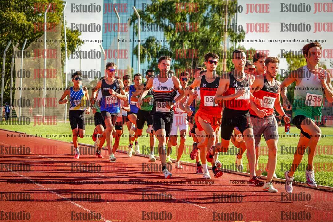 Fotos de los 1500 m llanos de varones