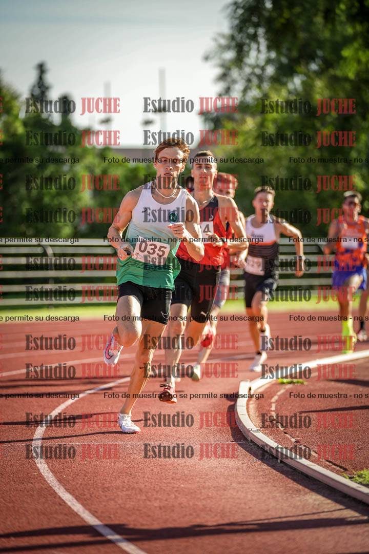 Fotos de los 1500 m llanos de varones