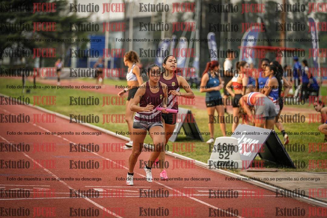 Fotos de las postas 4x400 m llanos de mujeres