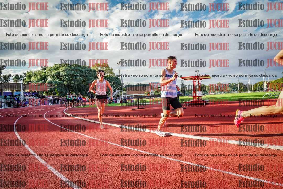 Fotos de los 1500 m llanos de varones