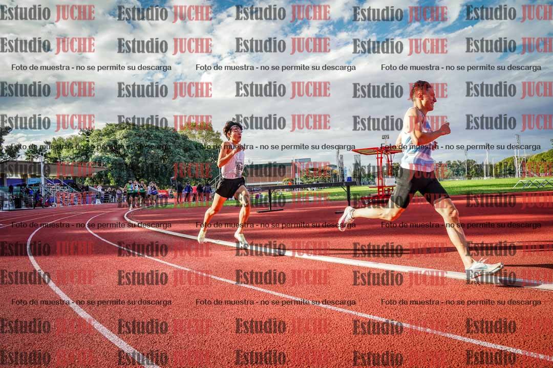 Fotos de los 1500 m llanos de varones