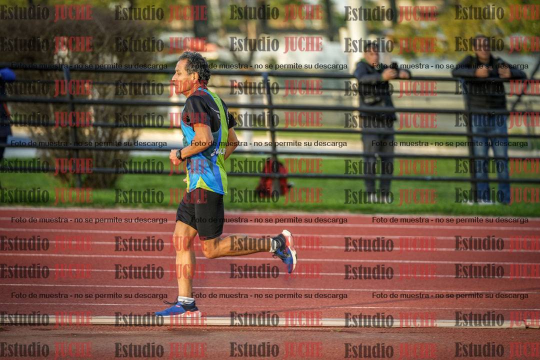 Fotos de los 3000 m llanos de varones