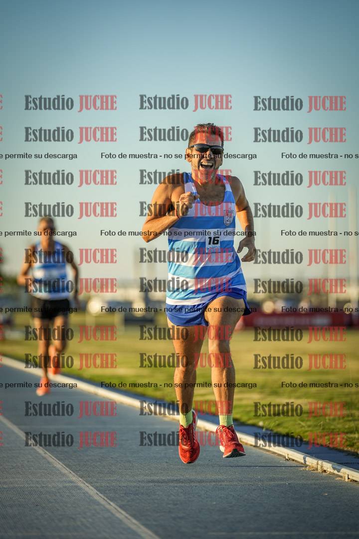 Fotos de los 1500 m llanos de varones