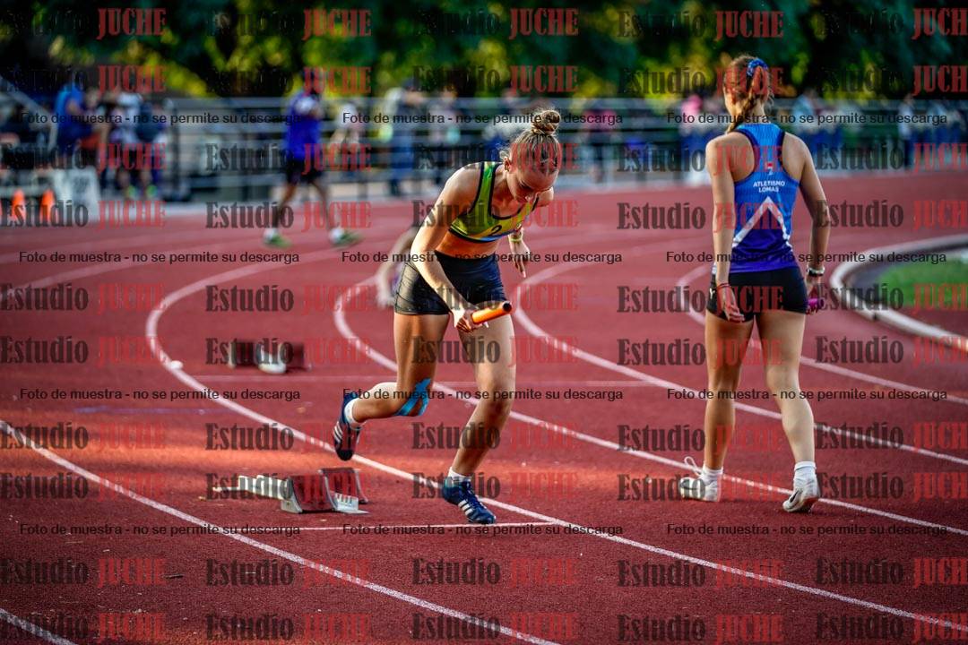 Fotos de los relevos 4x100 m de mujeres
