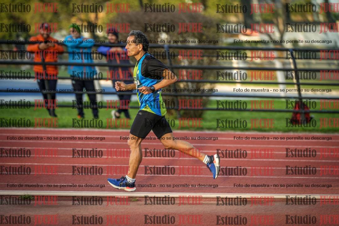 Fotos de los 3000 m llanos de varones