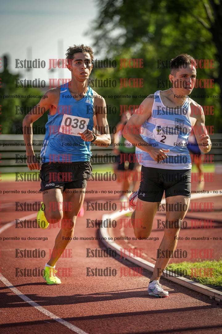 Fotos de los 1500 m llanos de varones