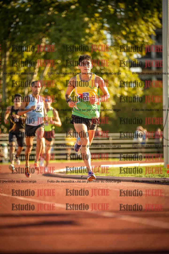 Fotos de los 3000 m llanos de varones