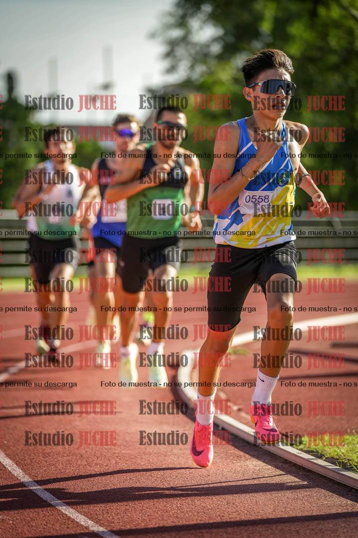 Fotos de los 1500 m llanos de varones