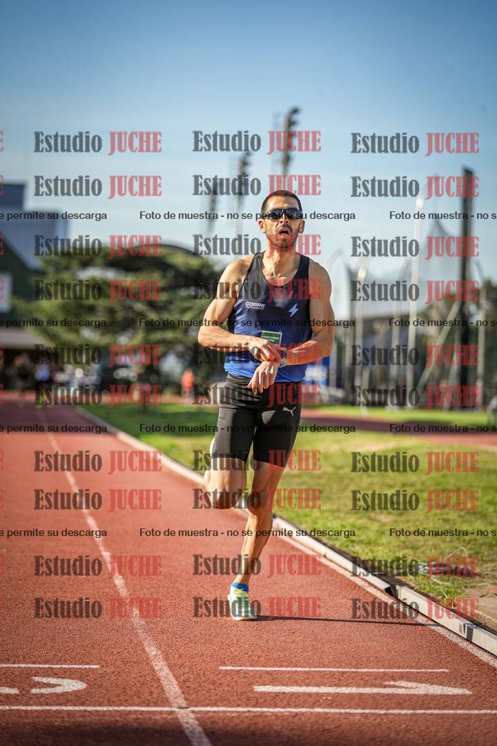 Fotos de los 3000 m llanos de varones