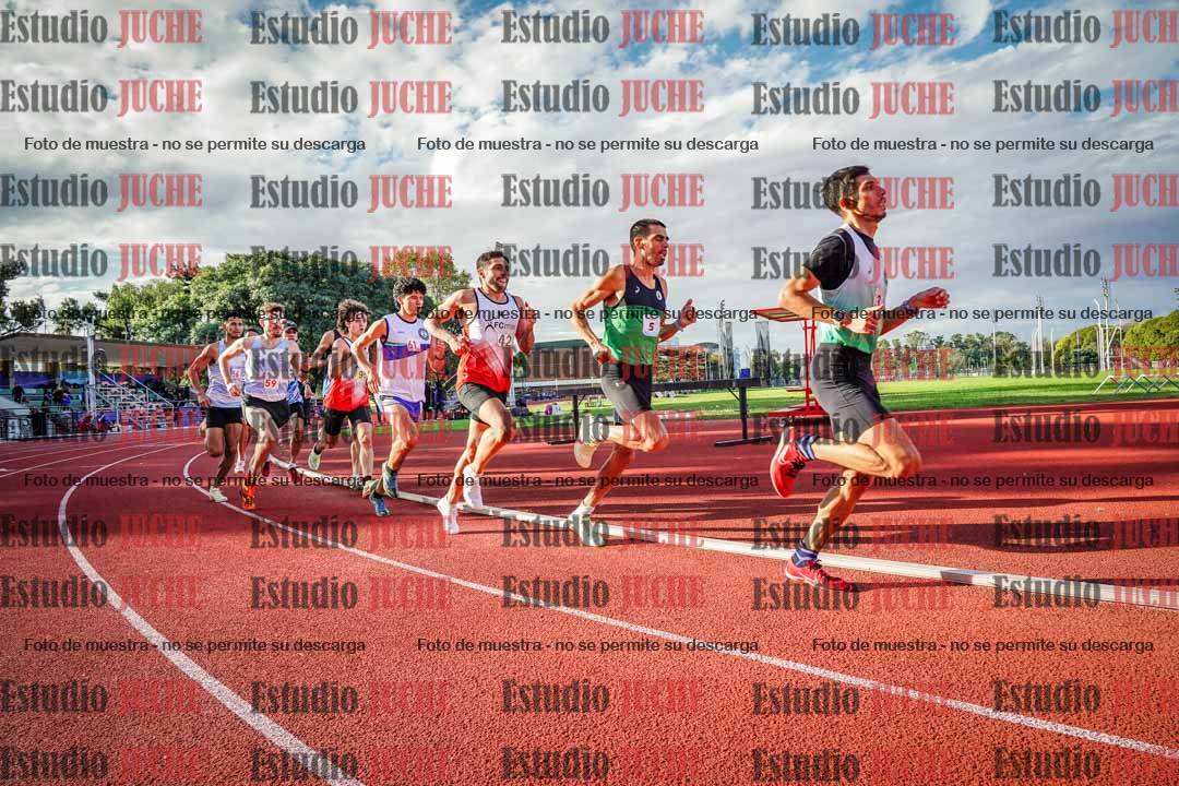 Fotos de los 1500 m llanos de varones