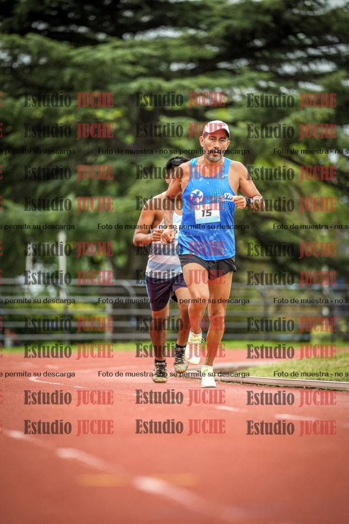 Fotos de los 3000 m llanos de varones