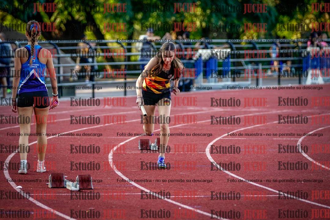 Fotos de los relevos 4x100 m de mujeres
