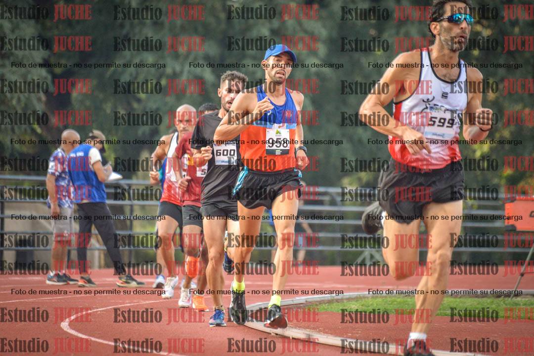 Fotos de los 3000 m llanos de varones