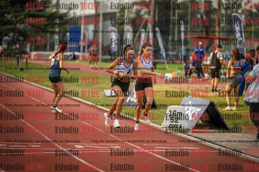 Fotos de las postas 4x400 m llanos de mujeres