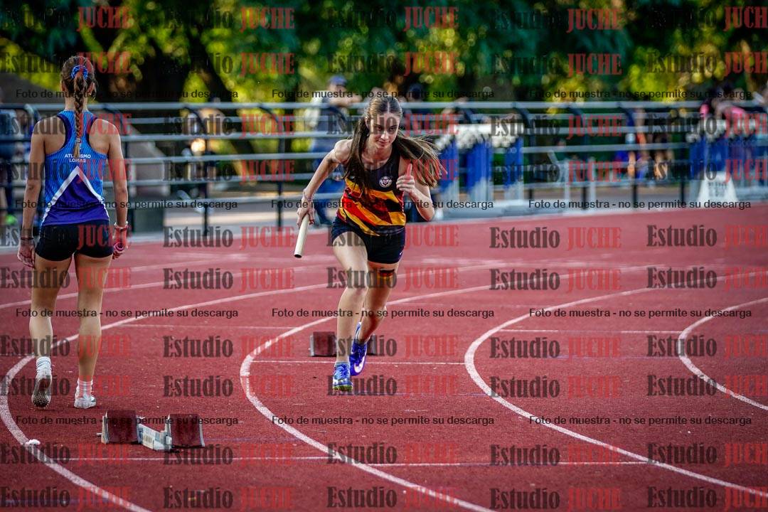 Fotos de los relevos 4x100 m de mujeres