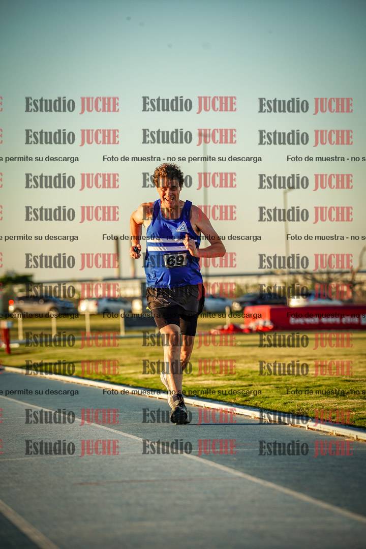 Fotos de los 1500 m llanos de varones