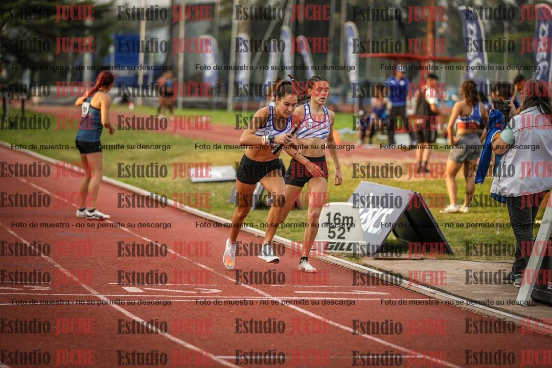 Fotos de las postas 4x400 m llanos de mujeres