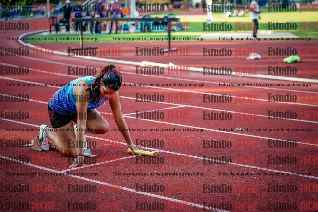 Fotos de los relevos 4x100 m de mujeres