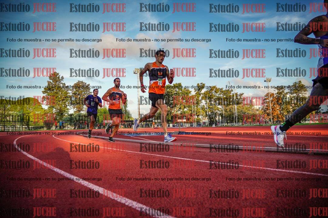 Fotos de los 3000 m llanos de varones