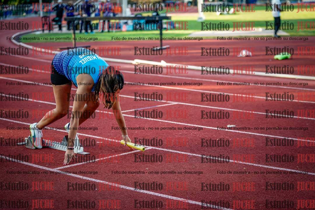 Fotos de los relevos 4x100 m de mujeres