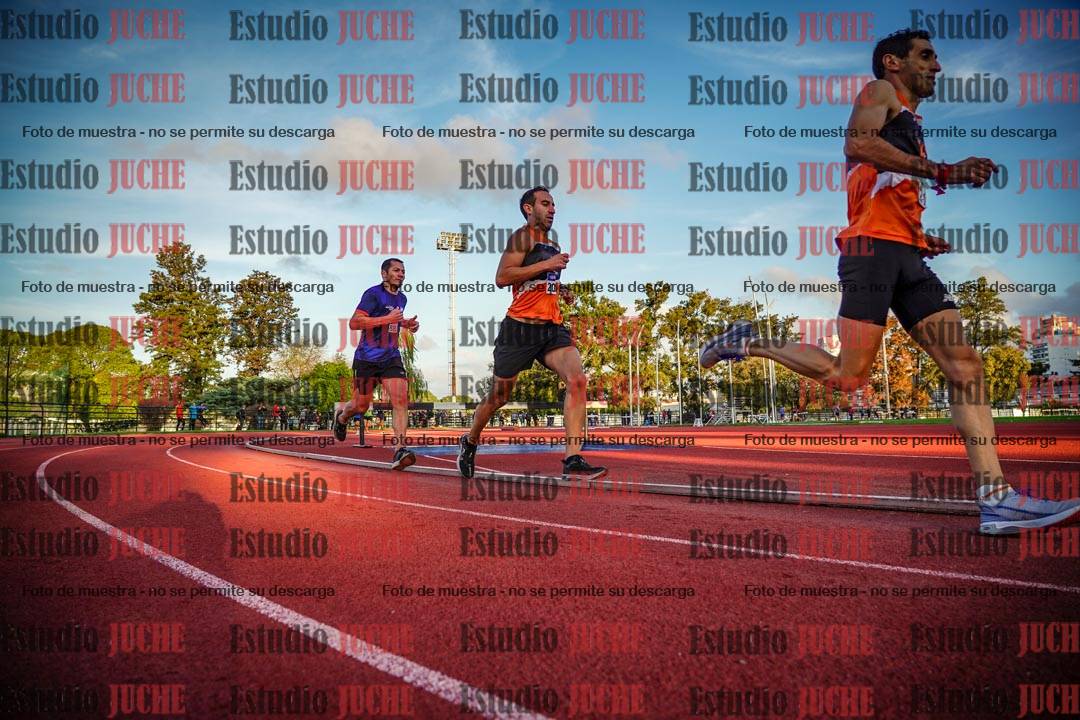 Fotos de los 3000 m llanos de varones