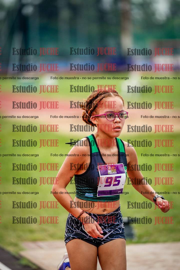 Fotos de los 2400 m de mujeres