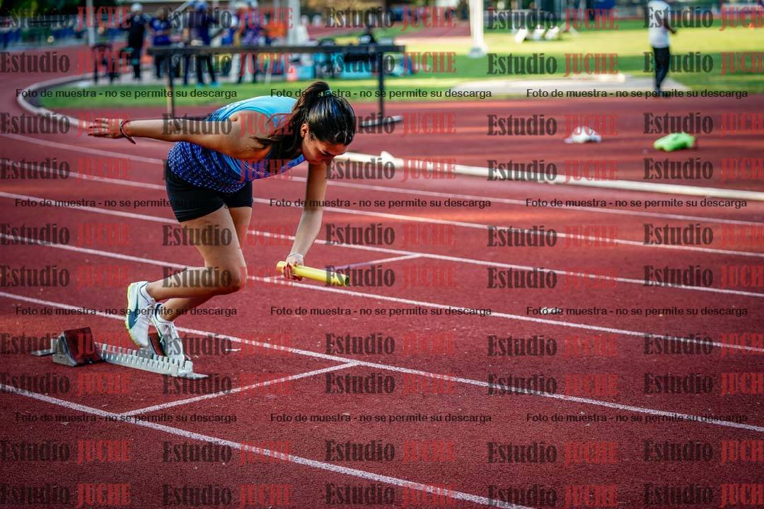 Fotos de los relevos 4x100 m de mujeres