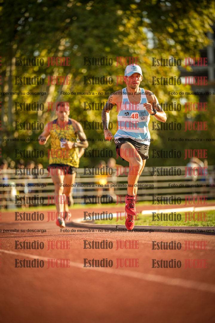 Fotos de los 3000 m llanos de varones