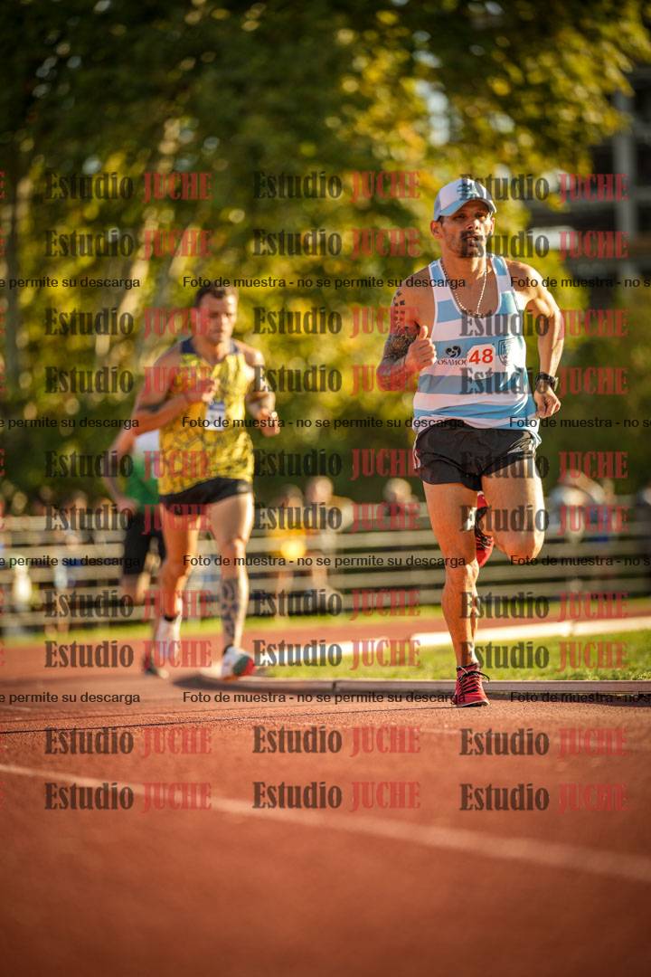 Fotos de los 3000 m llanos de varones