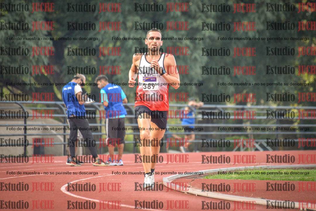 Fotos de los 3000 m llanos de varones