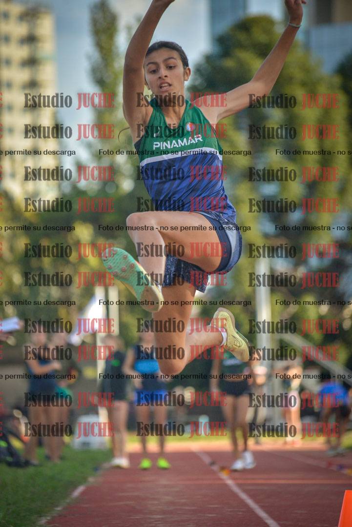 Fotos del salto en largo - mujeres U16