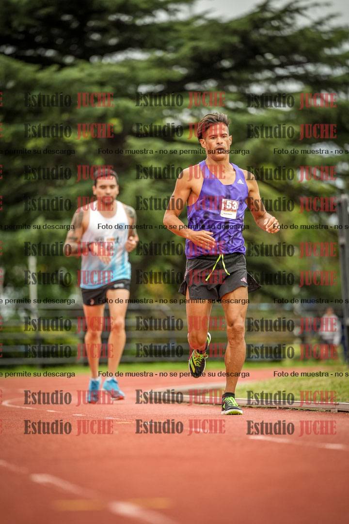 Fotos de los 3000 m llanos de varones