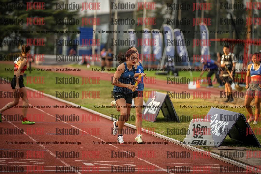 Fotos de las postas 4x400 m llanos de mujeres
