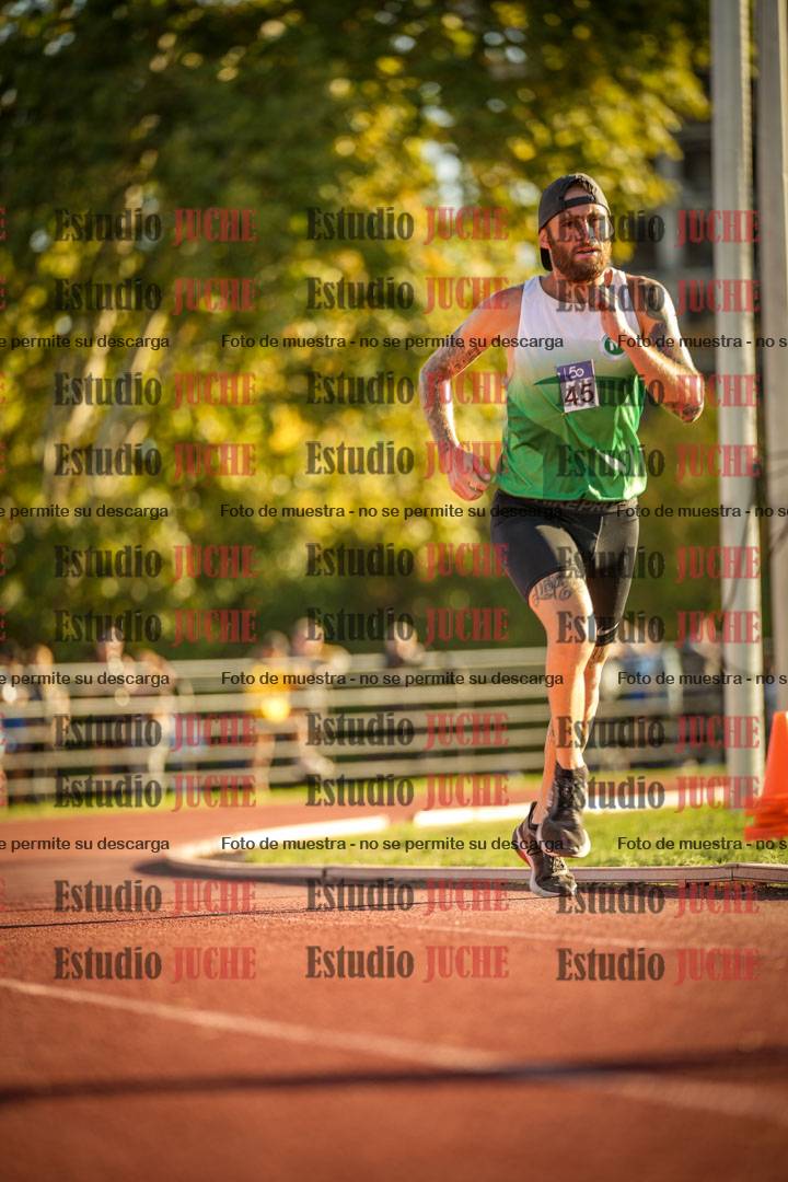 Fotos de los 3000 m llanos de varones