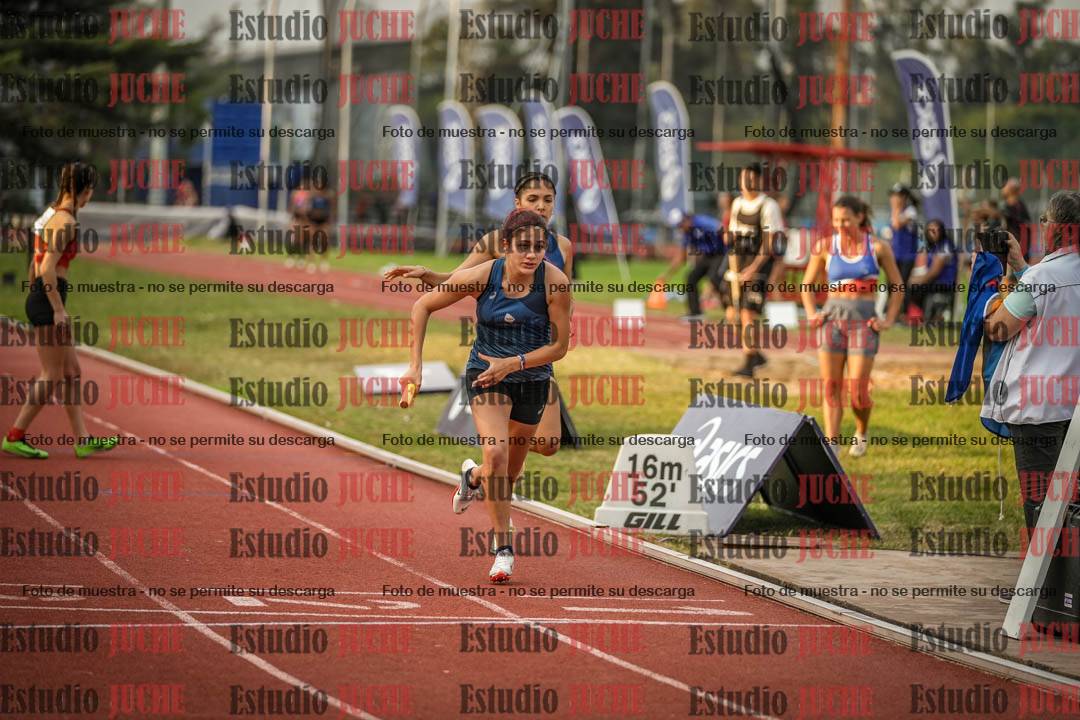 Fotos de las postas 4x400 m llanos de mujeres