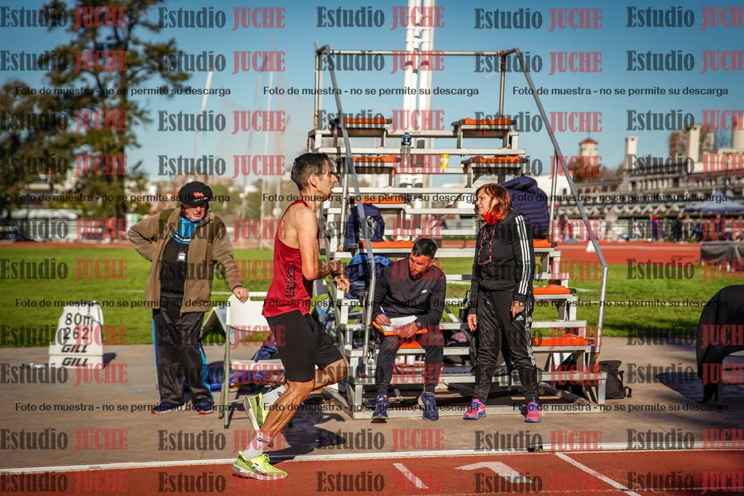 Fotos de los 3000 m llanos de varones