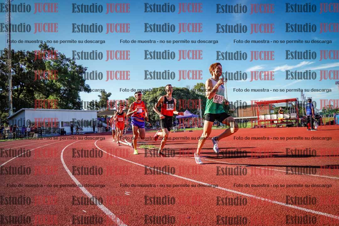 Fotos de los 1500 m llanos de varones