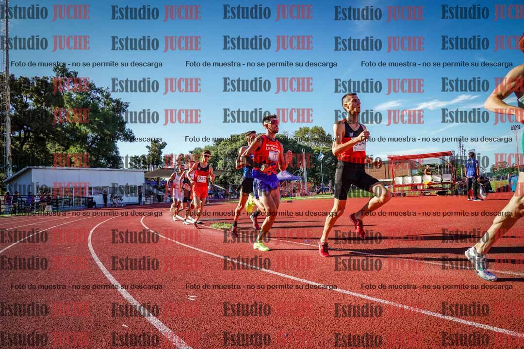 Fotos de los 1500 m llanos de varones