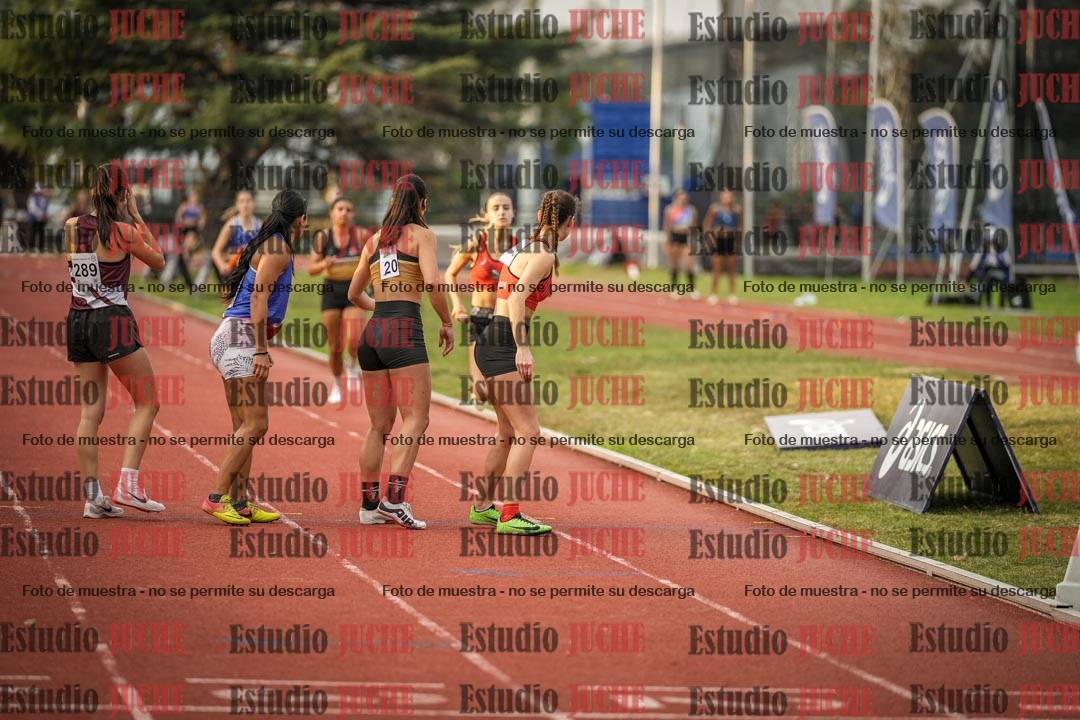 Fotos de las postas 4x400 m llanos de mujeres