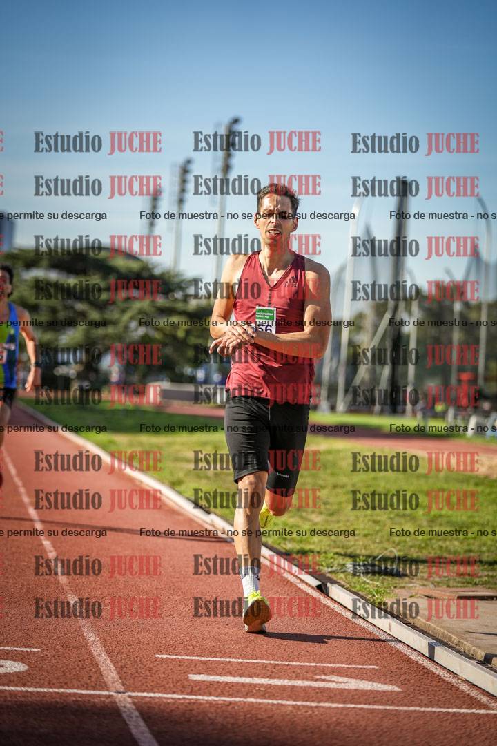 Fotos de los 3000 m llanos de varones